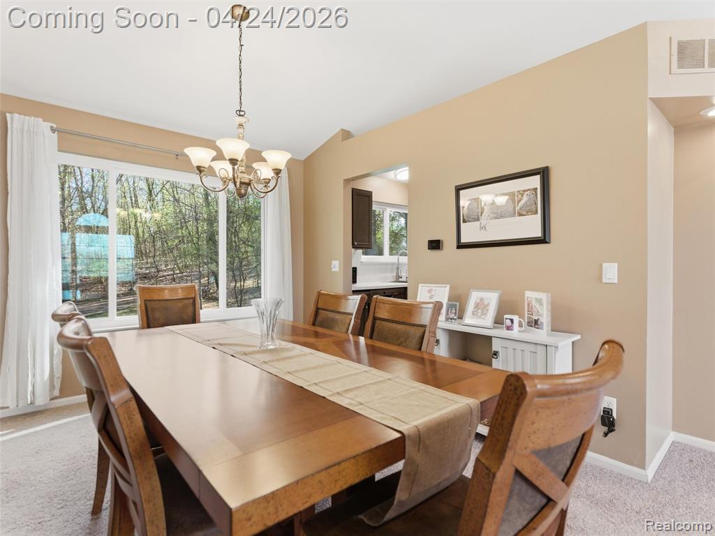 5617 Millpointe Drive, Waterford, MI 48327 — Photo 11