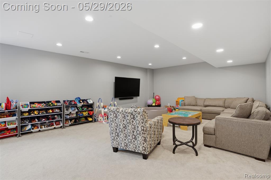 735 Kentbrook Drive, Commerce Twp, MI 48382 — Photo 37