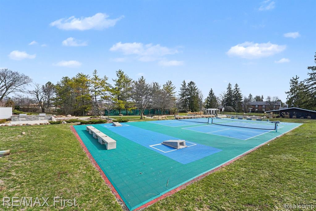 31120 Hunters Drive, 98, Farmington, MI 48334 — Photo 25