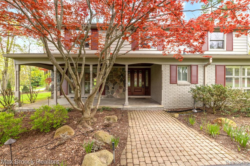 25933 Hersheyvale Drive, Franklin, MI 48025 — Photo 3