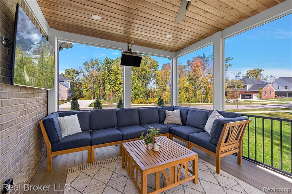 52044 Barnstaple Drive, Northville, MI 48167 — Photo 37