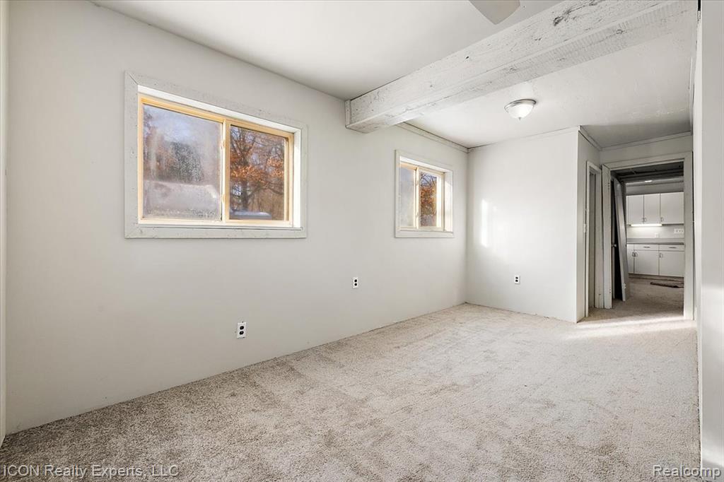 8226 Dickert street, Commerce Twp, MI 48382 — Photo 20