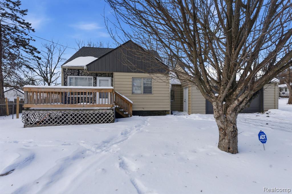 1271 Donaldson Boulevard, Flint, MI 48504 — front exterior