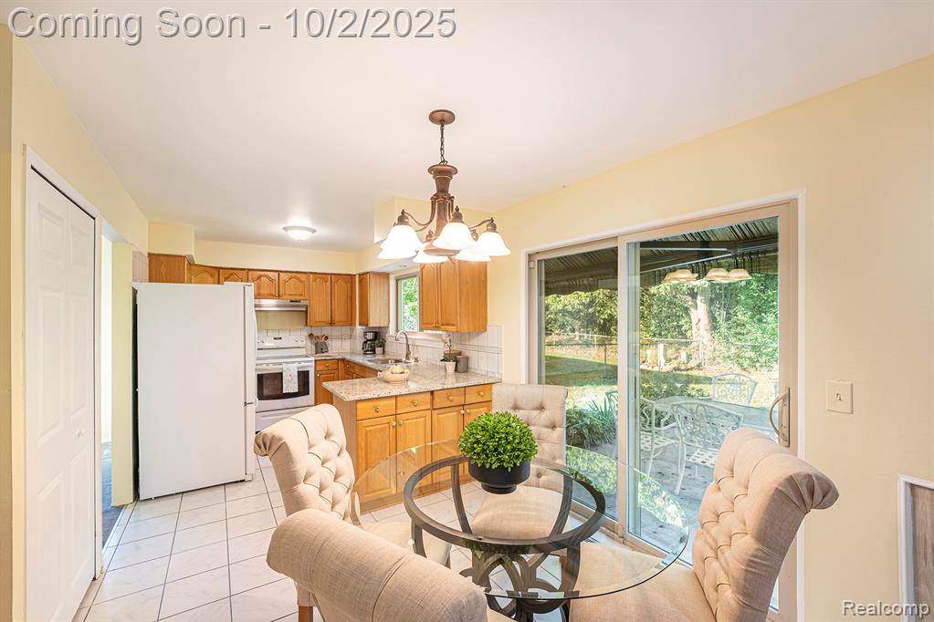 6011 Beaufort Drive, Canton, MI 48187 — Photo 14