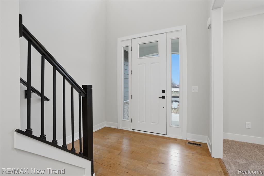 8430 Joseph Street, Commerce Twp, MI 48382 — Photo 5
