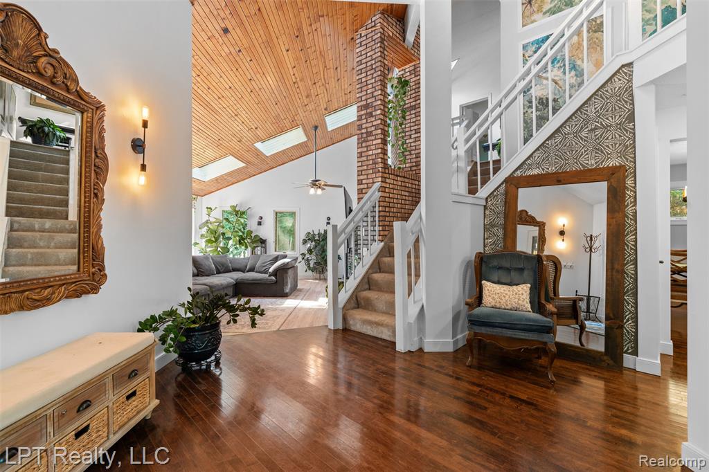 5075 Canyon Oaks Drive, Brighton, MI 48114 — Photo 6