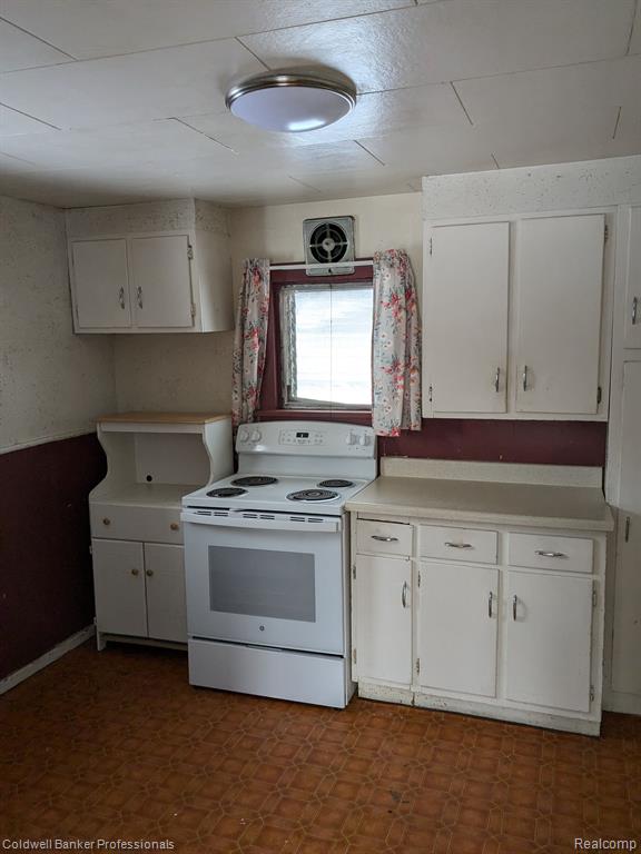 6408 CHURCH Street, Marlette, MI 48453 — Photo 6