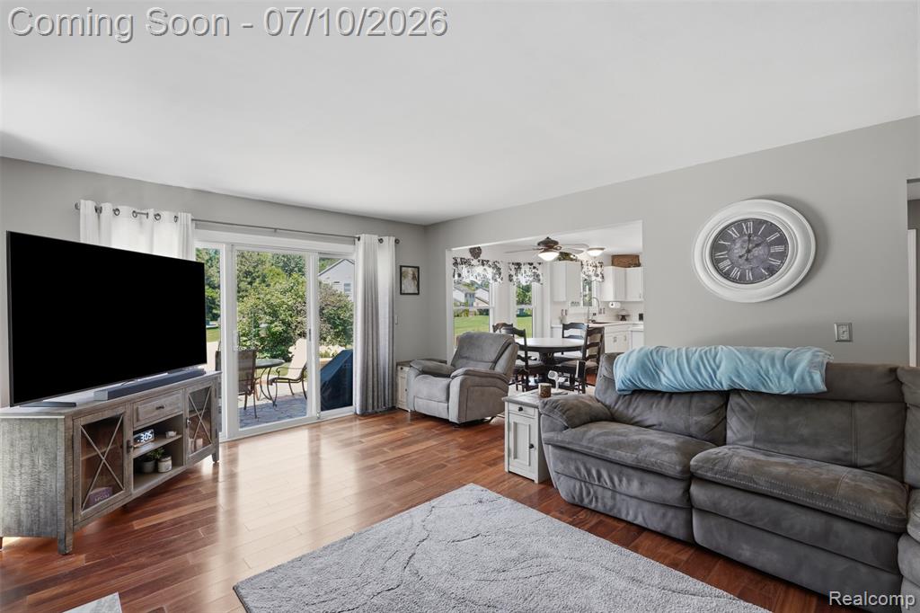 4110 Castlewood Drive, Wixom, MI 48393 — Photo 9