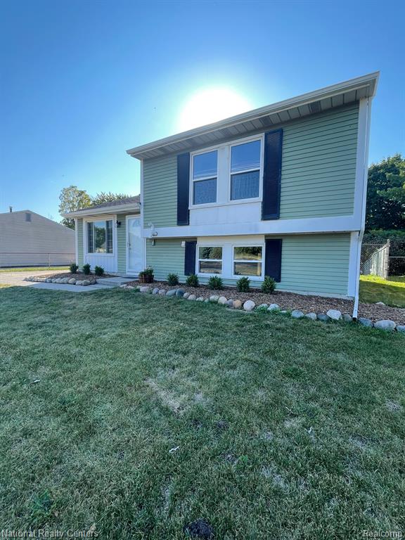 6108 TUTTLE HILL Road, Ypsilanti, MI 48197 — Photo 2