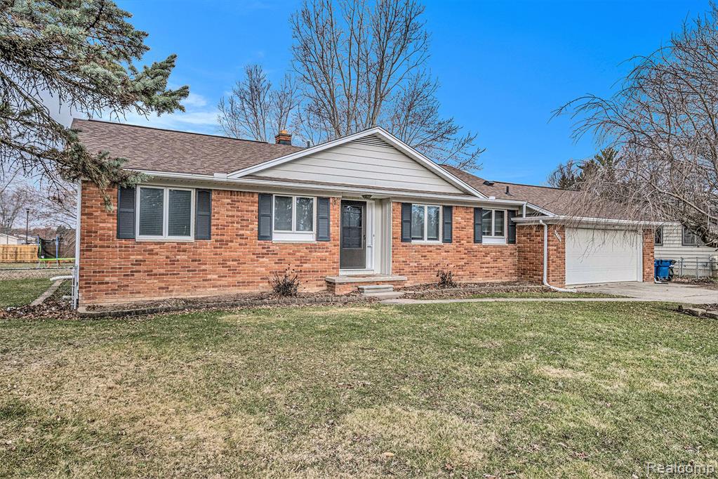 5396 TORREY Road, Flint, MI 48507 — Photo 18