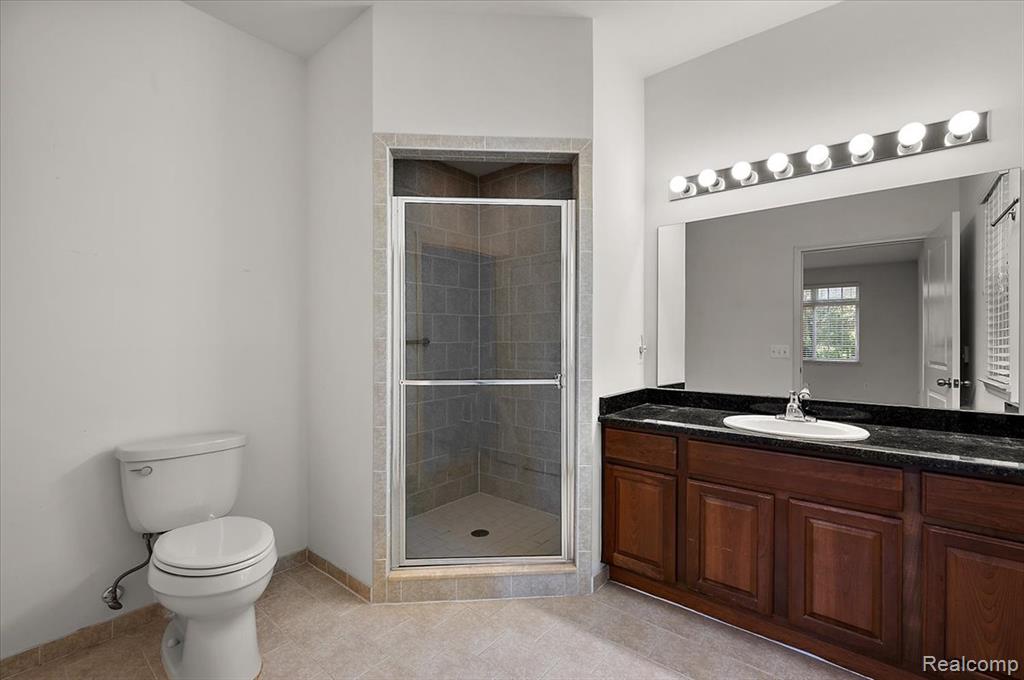 6713 Boulder Pointe Drive, Washington, MI — Photo 32