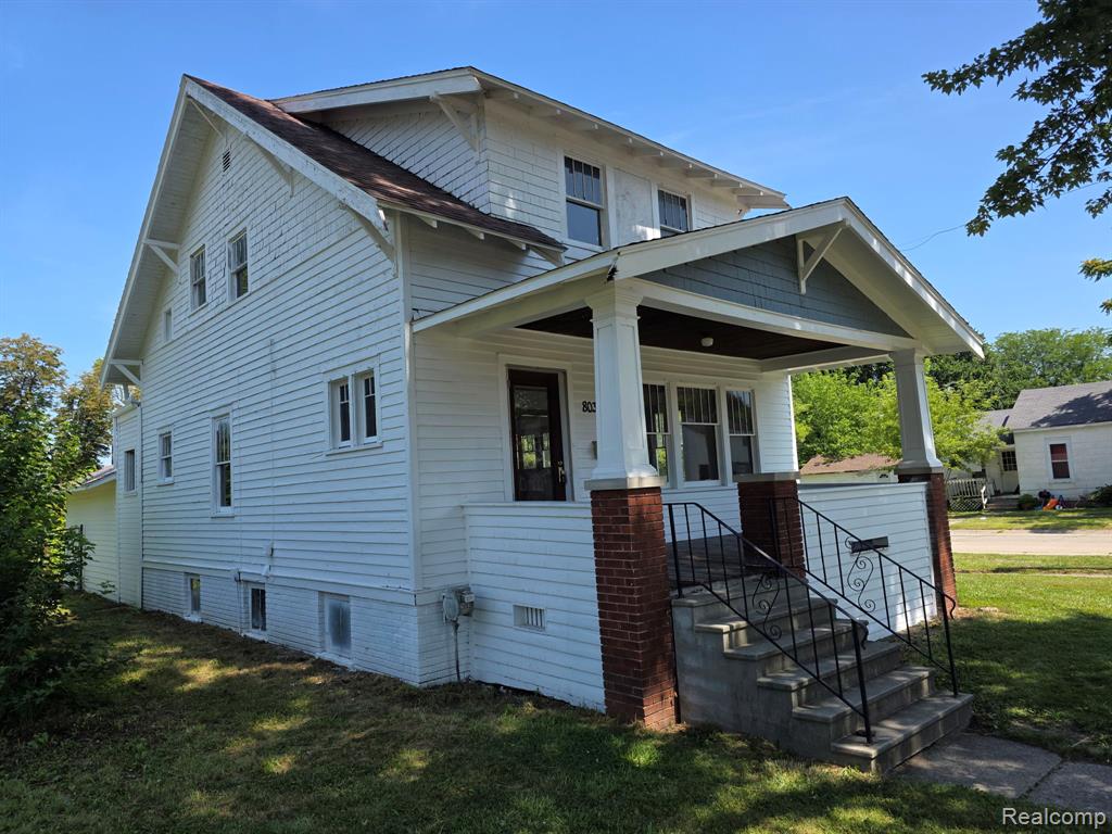 803 S Oakley Street, Saginaw, MI 48602 — front exterior