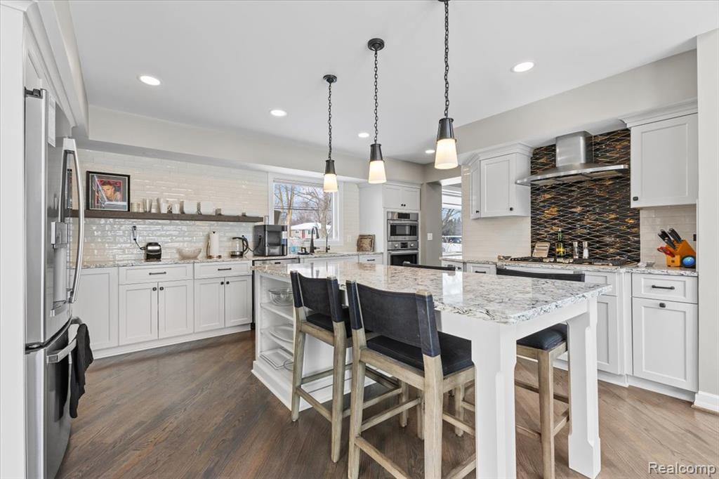 3301 Mann Road, Clarkston, MI, 00000