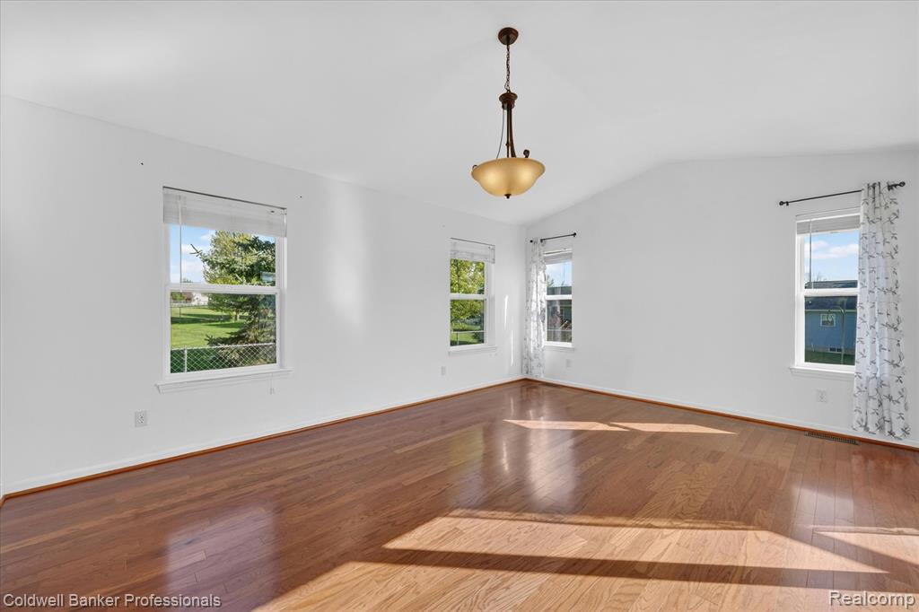 11090 Alexandria Lane, Davison, MI 48423 — Photo 21