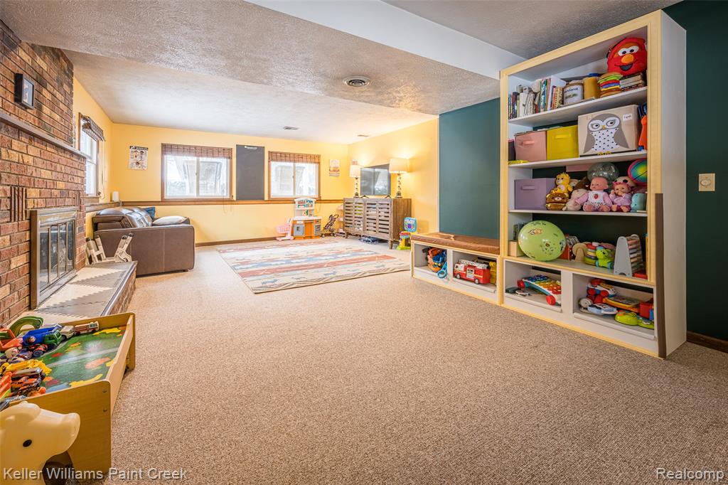 318 Smalley Drive, Mount Pleasant, MI 48858 — Photo 32