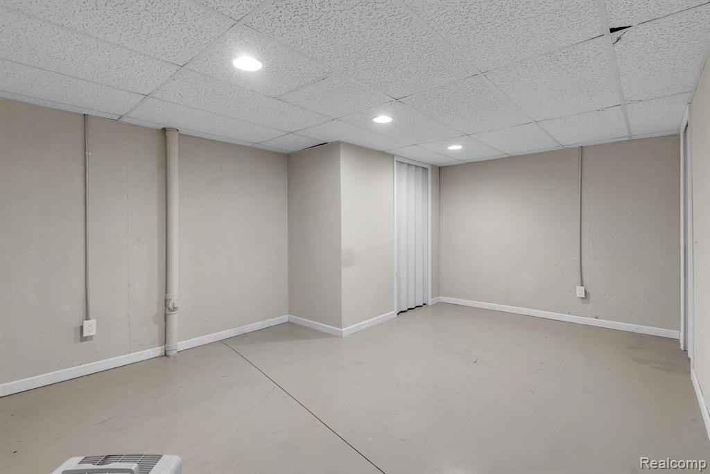 6476 N BECK Road, Canton, MI 48187 — Photo 26