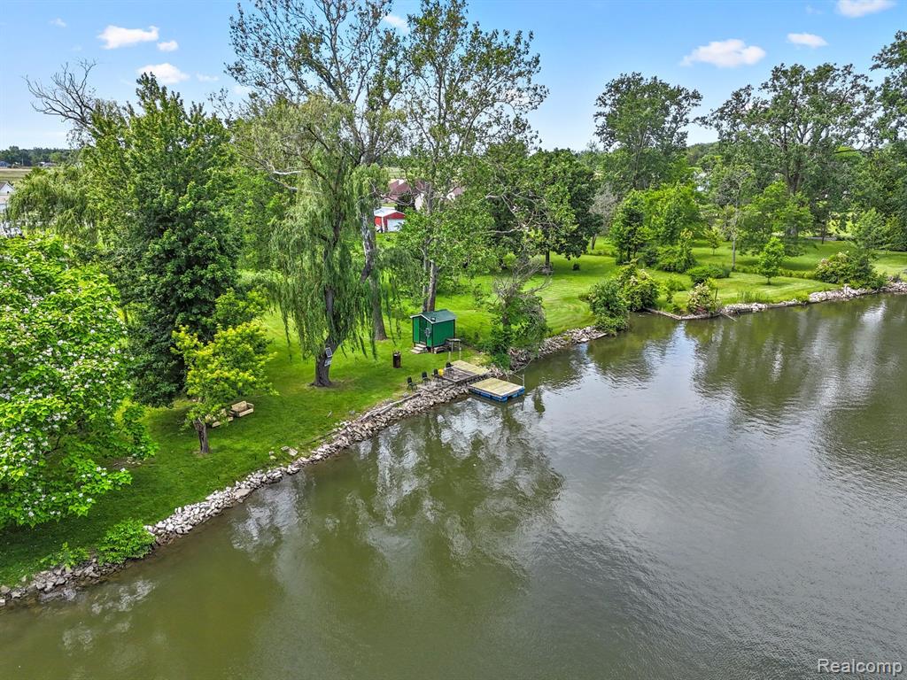 7215 S HURON RIVER Drive, South Rockwood, MI — Photo 48