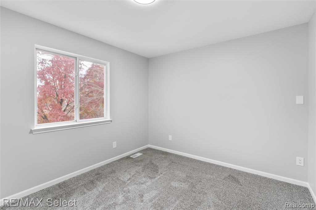 8455 Deer Field Drive, Davison, MI 48423 — Photo 19