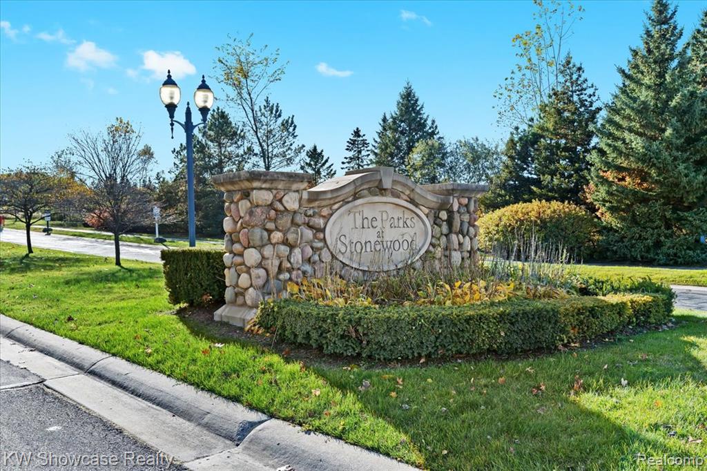 6947 Stonewood Place Drive, Independence, MI — Photo 46