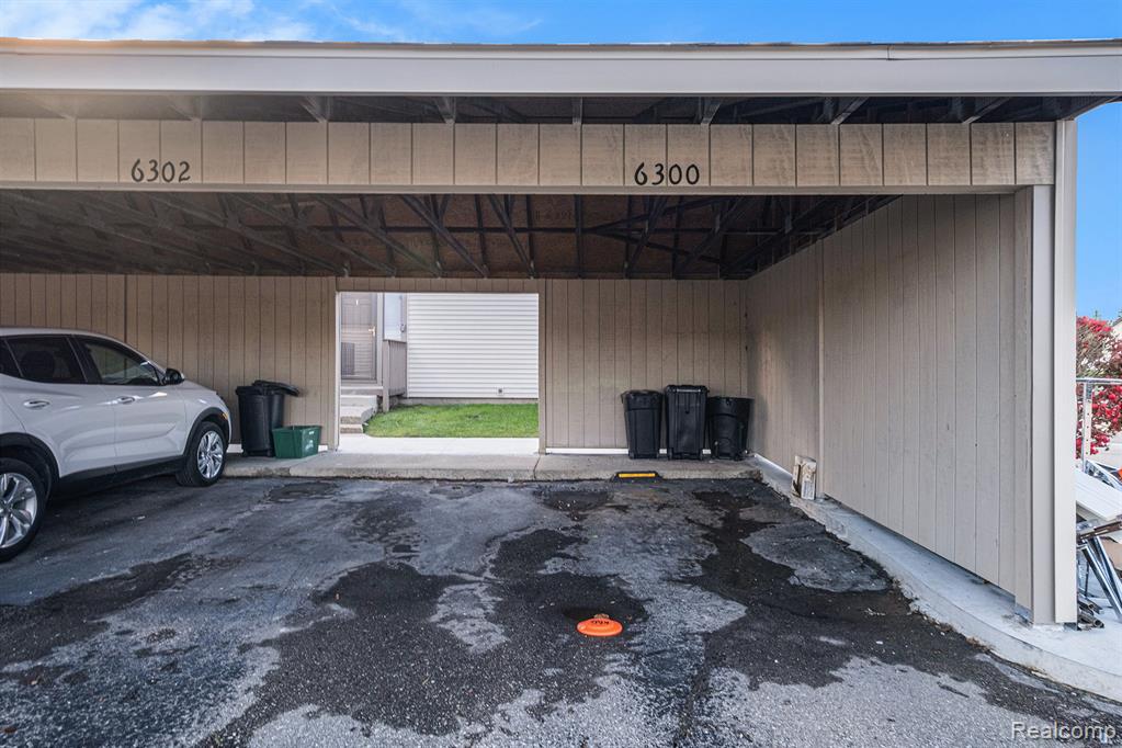 6300 Laurentian Court, Flint, MI 48532 — Photo 17