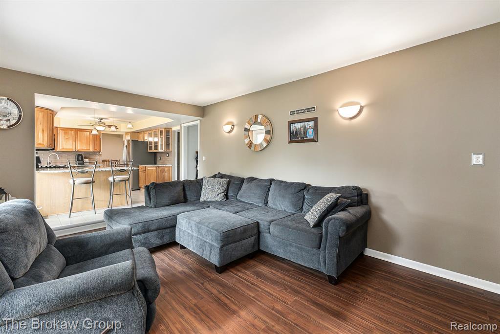 40456 Meade Point Drive, Sterling Heights, MI 48313 — Photo 6