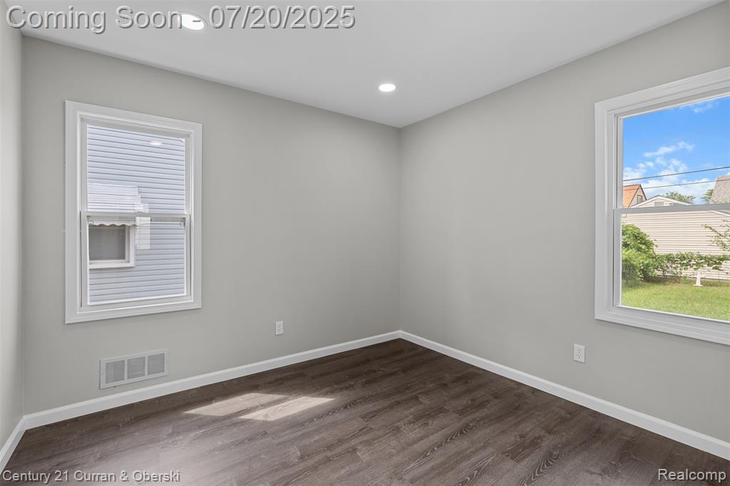 438 Mayflower Avenue, Lincoln Park, MI 48146 — Photo 13
