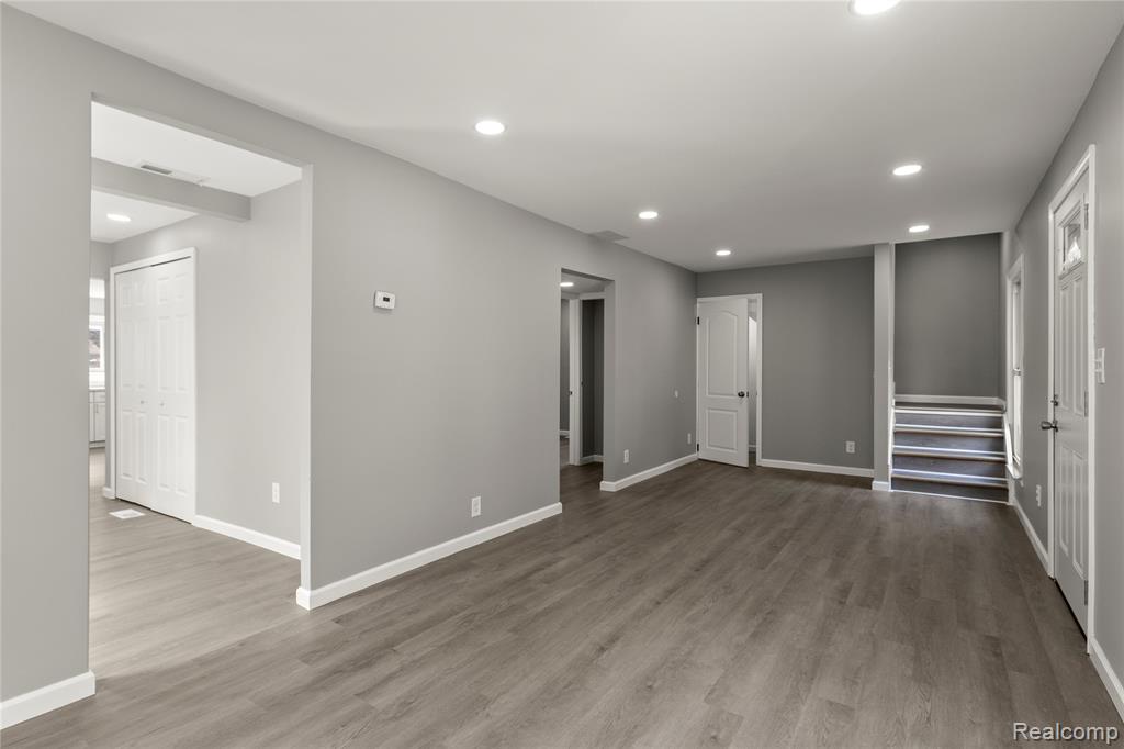 4484 Carnegie Street, Wayne, MI 48184 — Photo 4