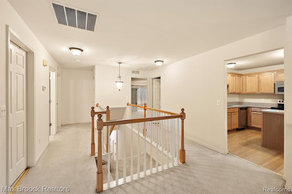 39634 Rockcrest Lane, Northville, MI 48168 — Photo 16