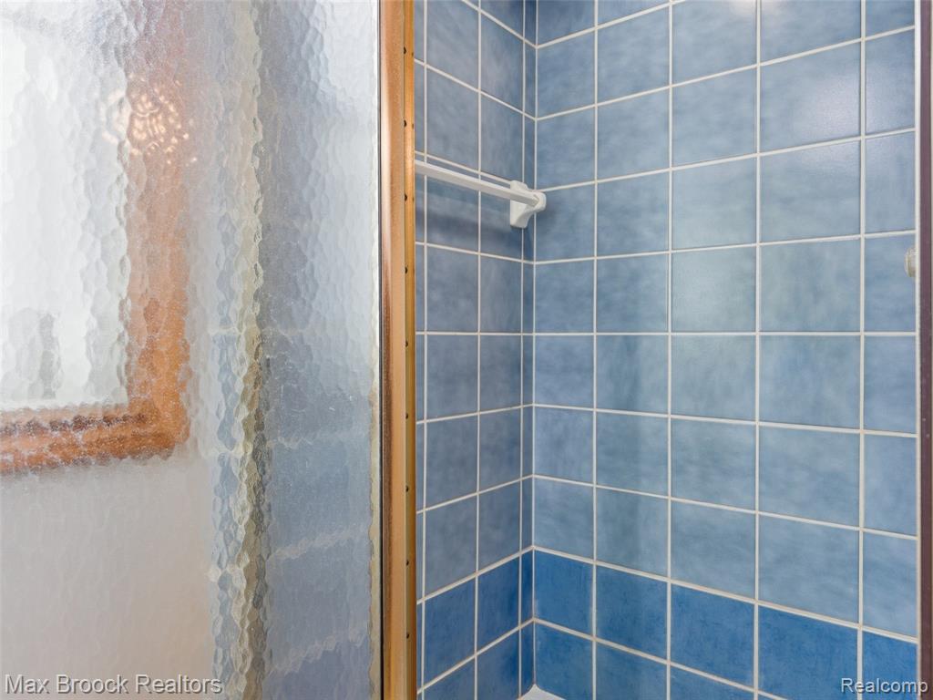 4009 Dabish Drive, Lake Orion, MI 48362 — Photo 59