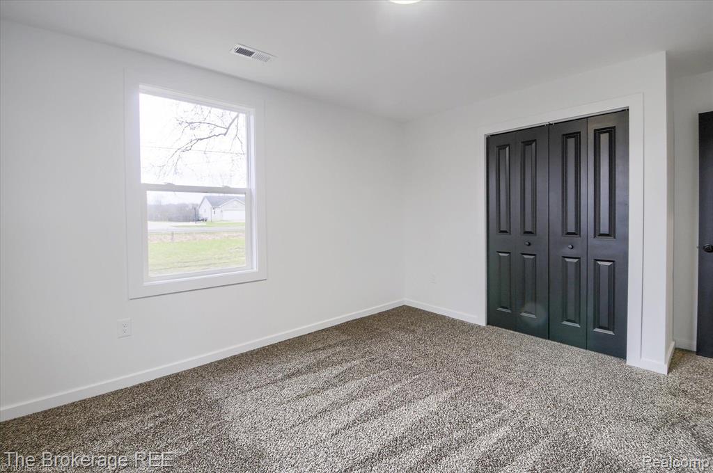 4507 N BELSAY Road, Flint, MI 48506 — Photo 32