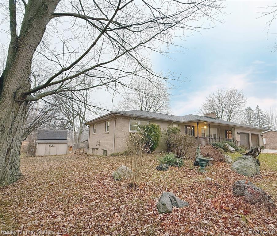 2142 Farnsworth Road, Lapeer, MI 48446 — Photo 29