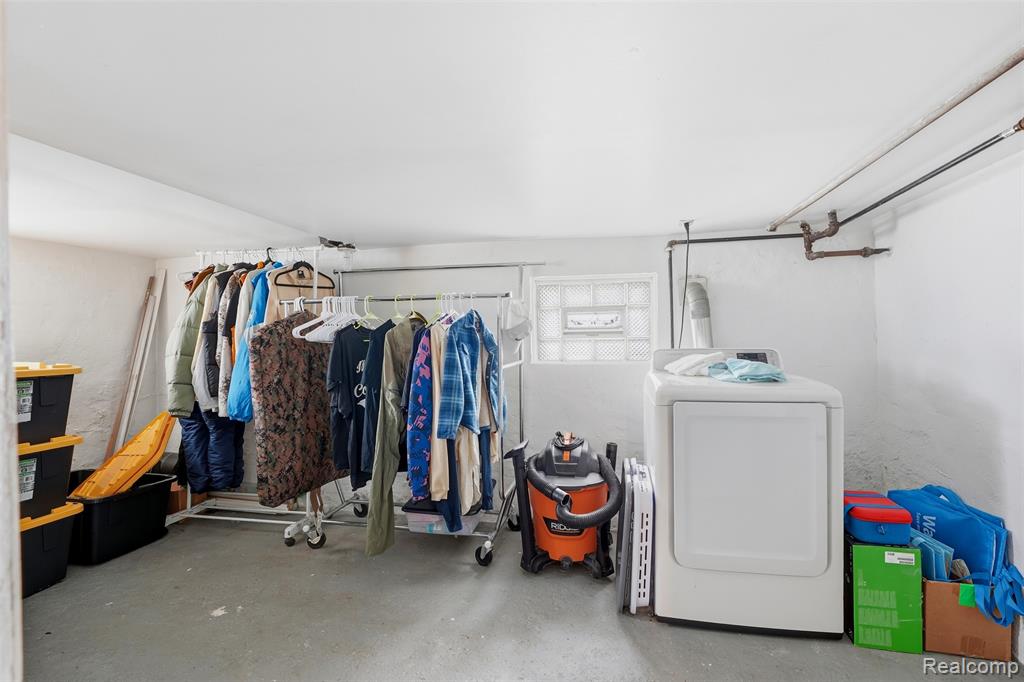 24248 Hayes Avenue, Eastpointe, MI 48021 — Photo 31