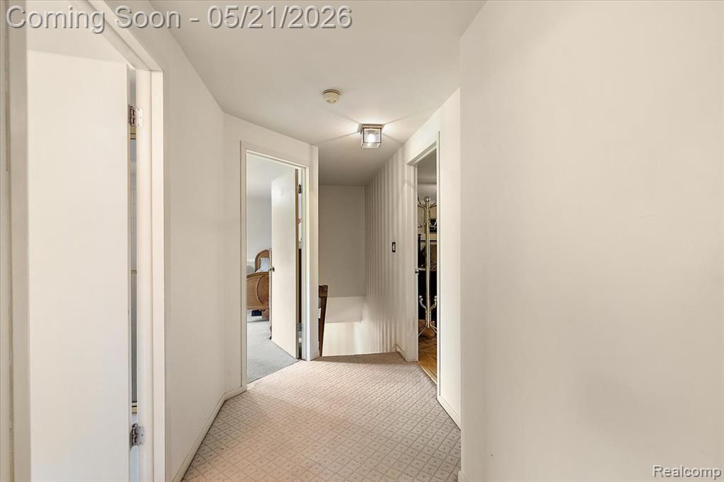 33891 Yorkridge Street, Farmington, MI 48331 — Photo 52