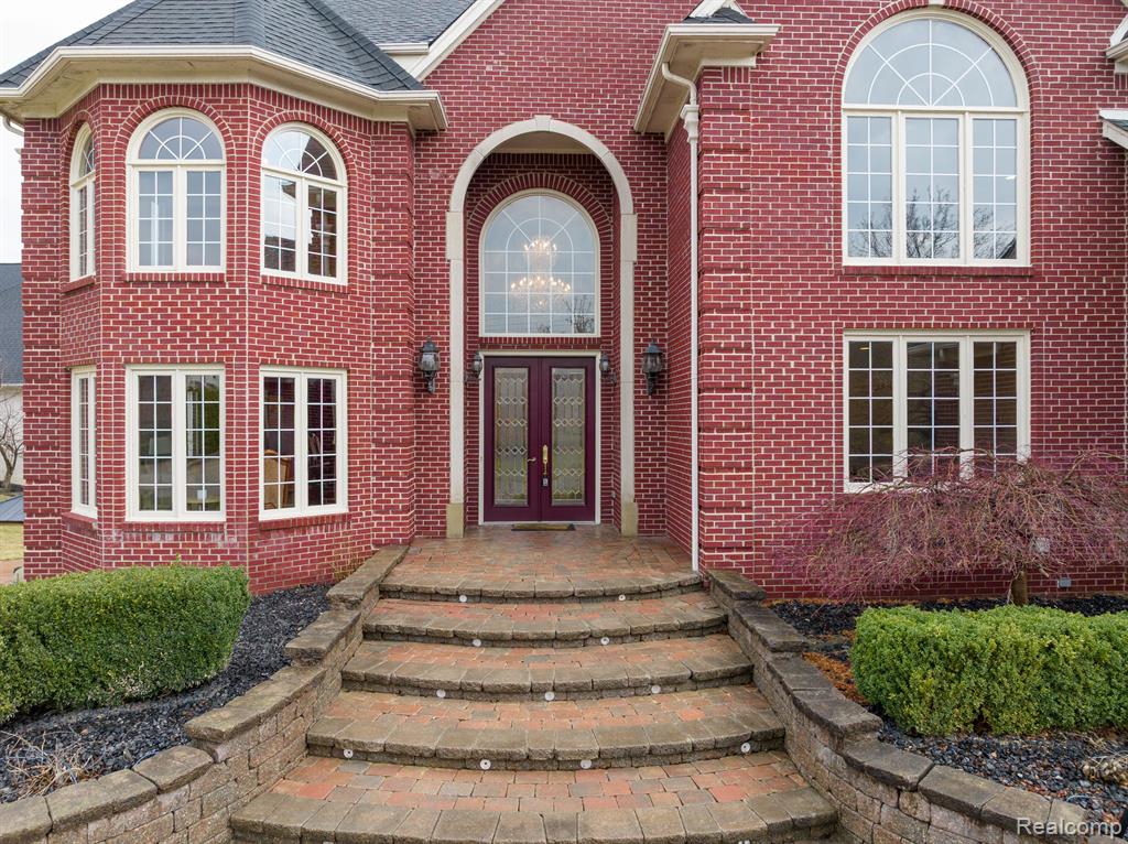 49332 GOLDEN LAKE Drive, Shelby Twp, MI 48315 — Photo 11