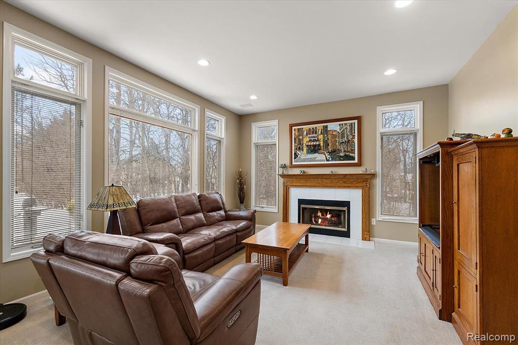 7108 Branford Court, West Bloomfield, MI — Photo 24