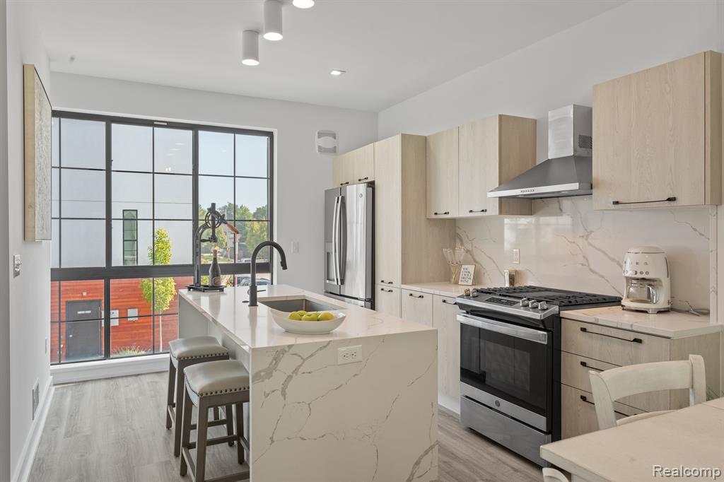 533 E Harrison Avenue, 1, Royal Oak, MI 48067 — Photo 12
