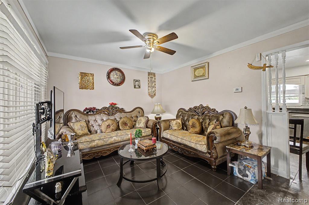 8650 Whitlock Avenue, Dearborn, MI 48126 — Photo 6