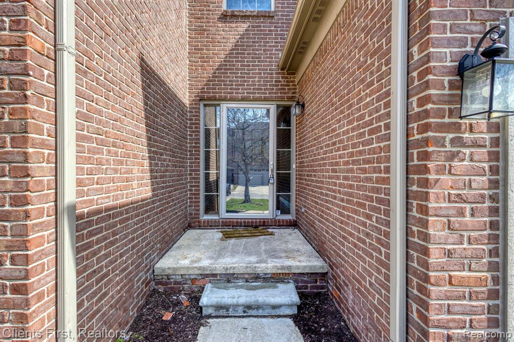 41351 N Maplewood Drive, Canton, MI 48187 — Photo 3