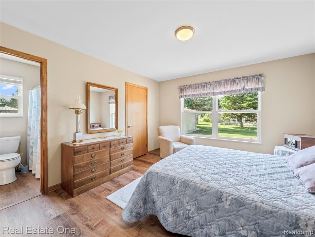 636 Vincent Street, Pinckney, MI 48169 — Photo 13