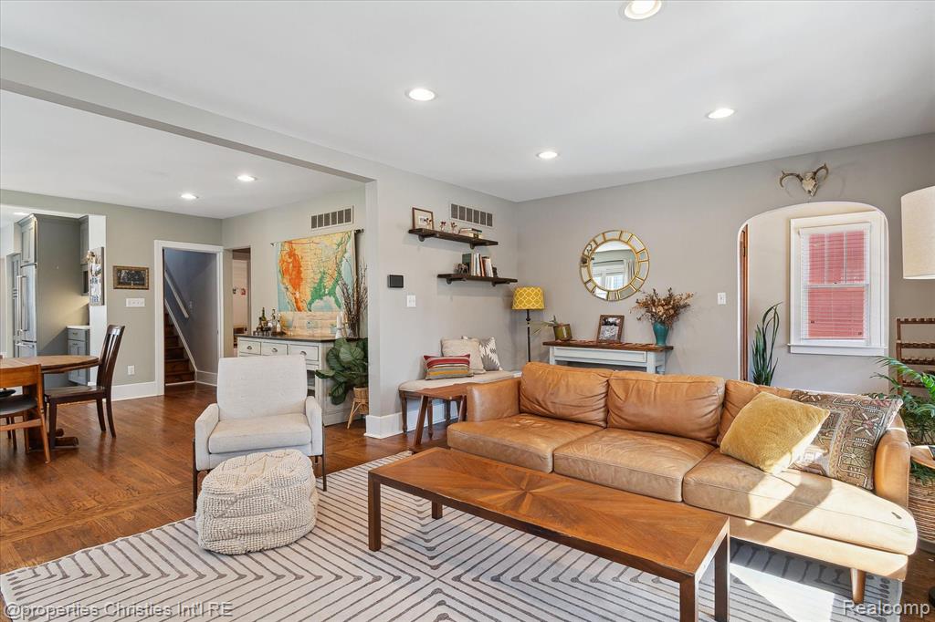 712 S LAUREL Street, Royal Oak, MI 48067 — Photo 11