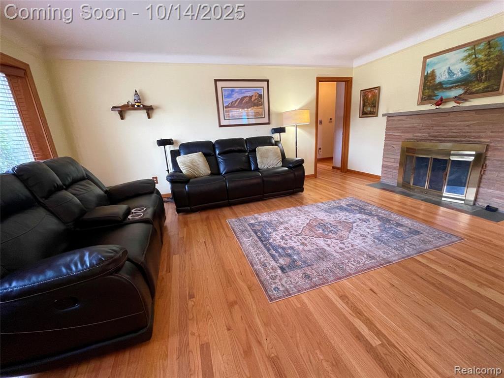 9325 RUTH AVE, Allen Park, MI 48101 — Photo 12