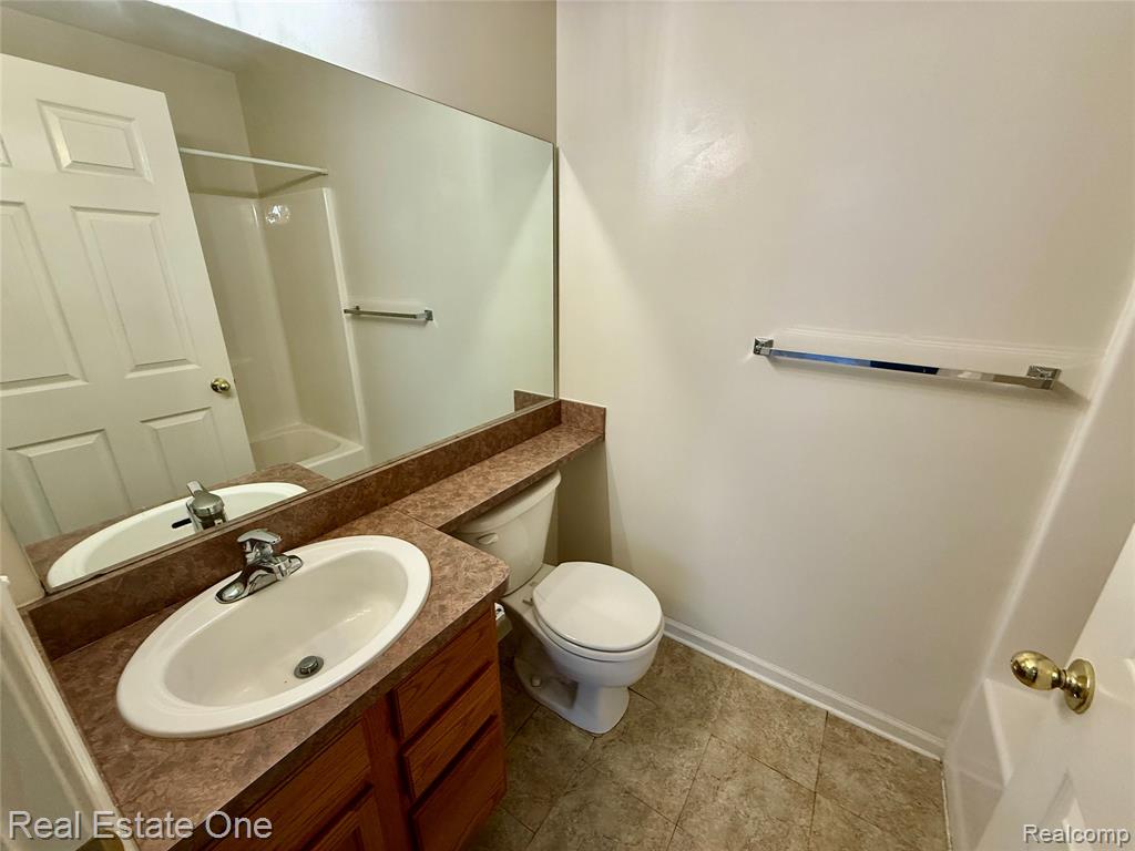 716 Palmer Drive, Pontiac, MI 48342 — Photo 22