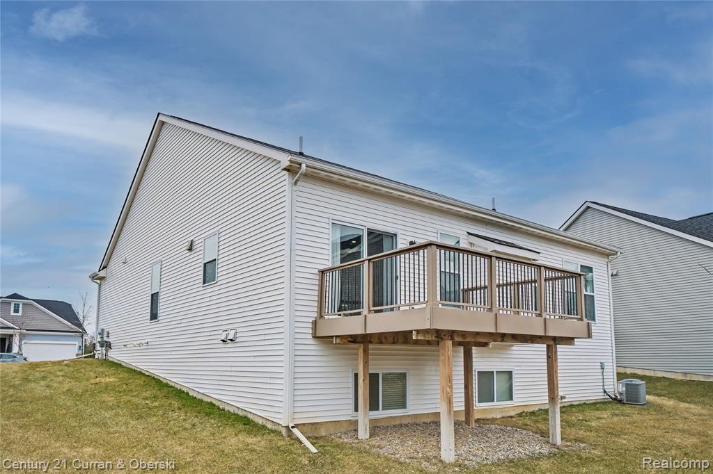 8270 Carston Lane, Brighton, MI 48116 — Photo 36