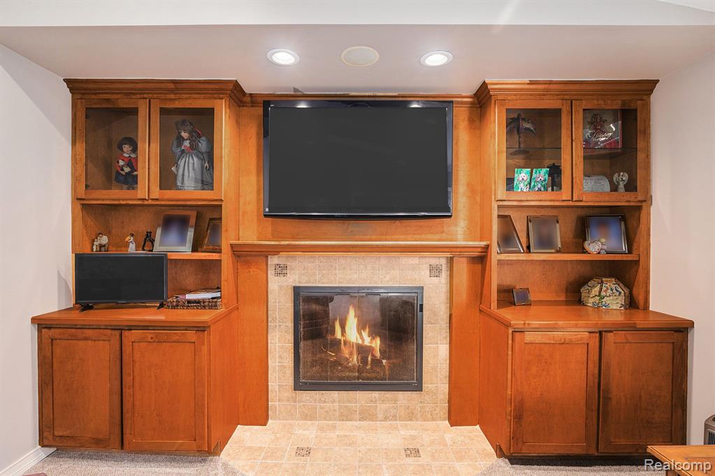 47212 Strahan Court, Shelby Twp, MI 48315 — Photo 6