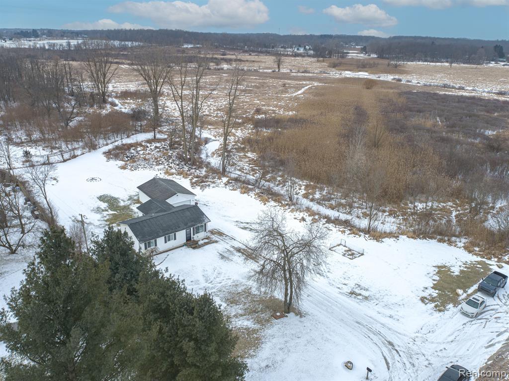 7577 CROFOOT Road, Fowlerville, MI 48836 — Photo 16