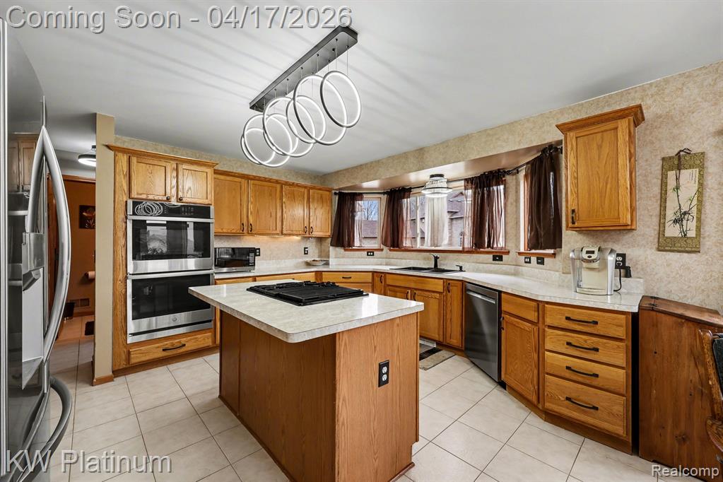 29124 Lesnau Court, Chesterfield, MI 48047 — Photo 7