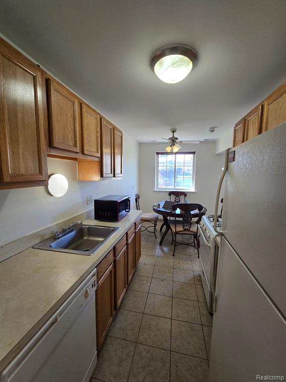 45270 KEDING Street, 103, Utica, MI 48317 — Photo 4