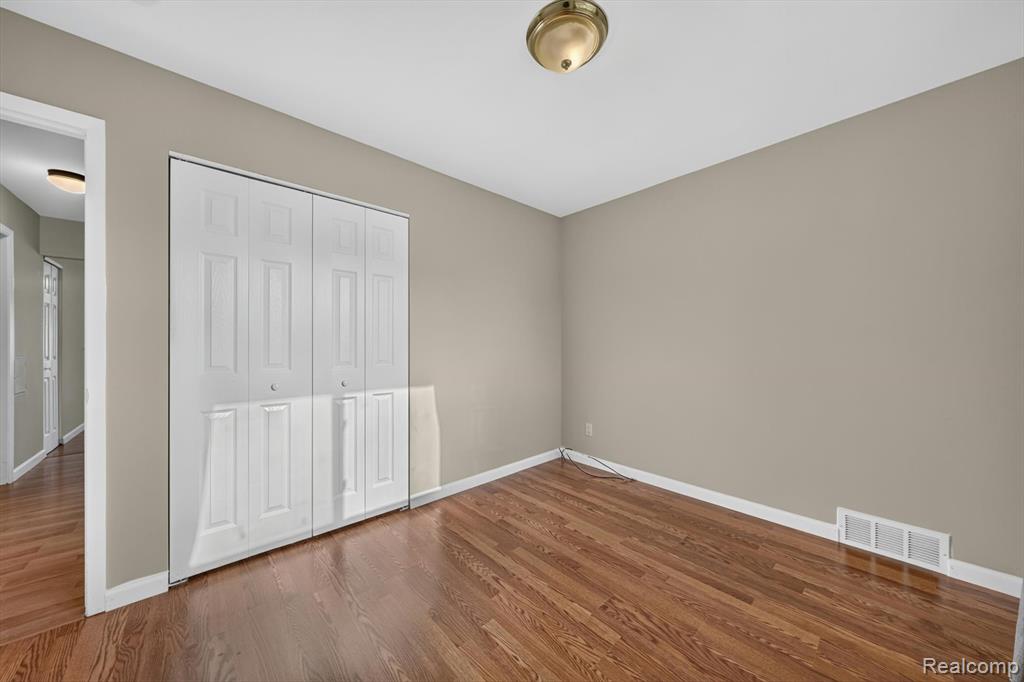 30534 Hennigan Street, Roseville, MI 48066 — Photo 24