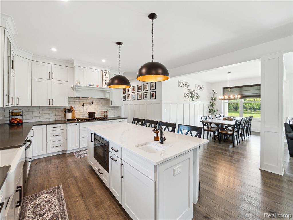 5330 VASSAR Road, Grand Blanc, MI 48439 — Photo 12