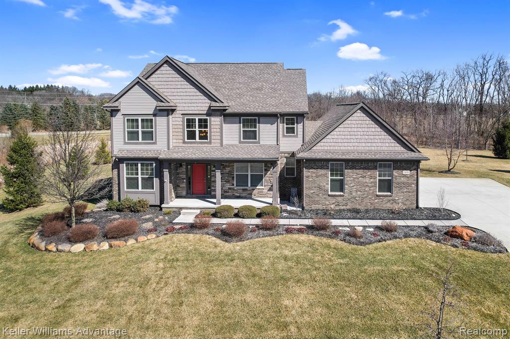 5698 Mesa Verde Trail, White Lake, MI 48383 — front exterior
